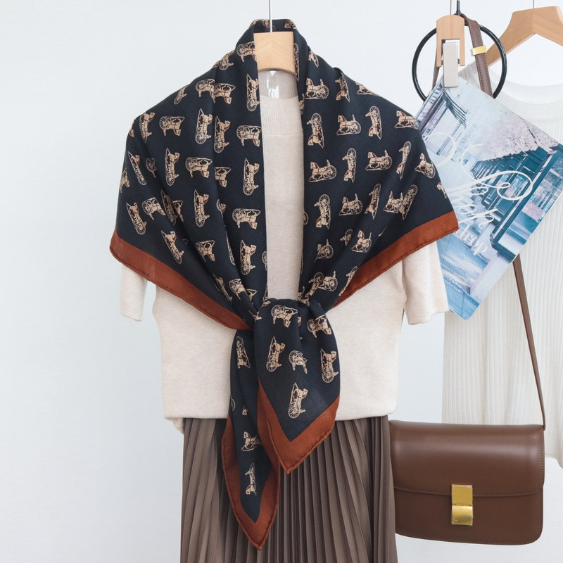 Szal z mieszanki jedwabiu i we – Winter Clothing Hong Kong recenzja i cena