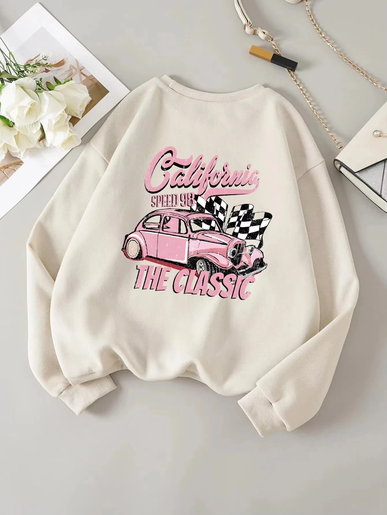 Damska bluza z kapturem w styl – Winter Clothing Drawing recenzja i cena